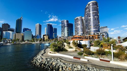 perth picnic spot 1: elizabeth quay